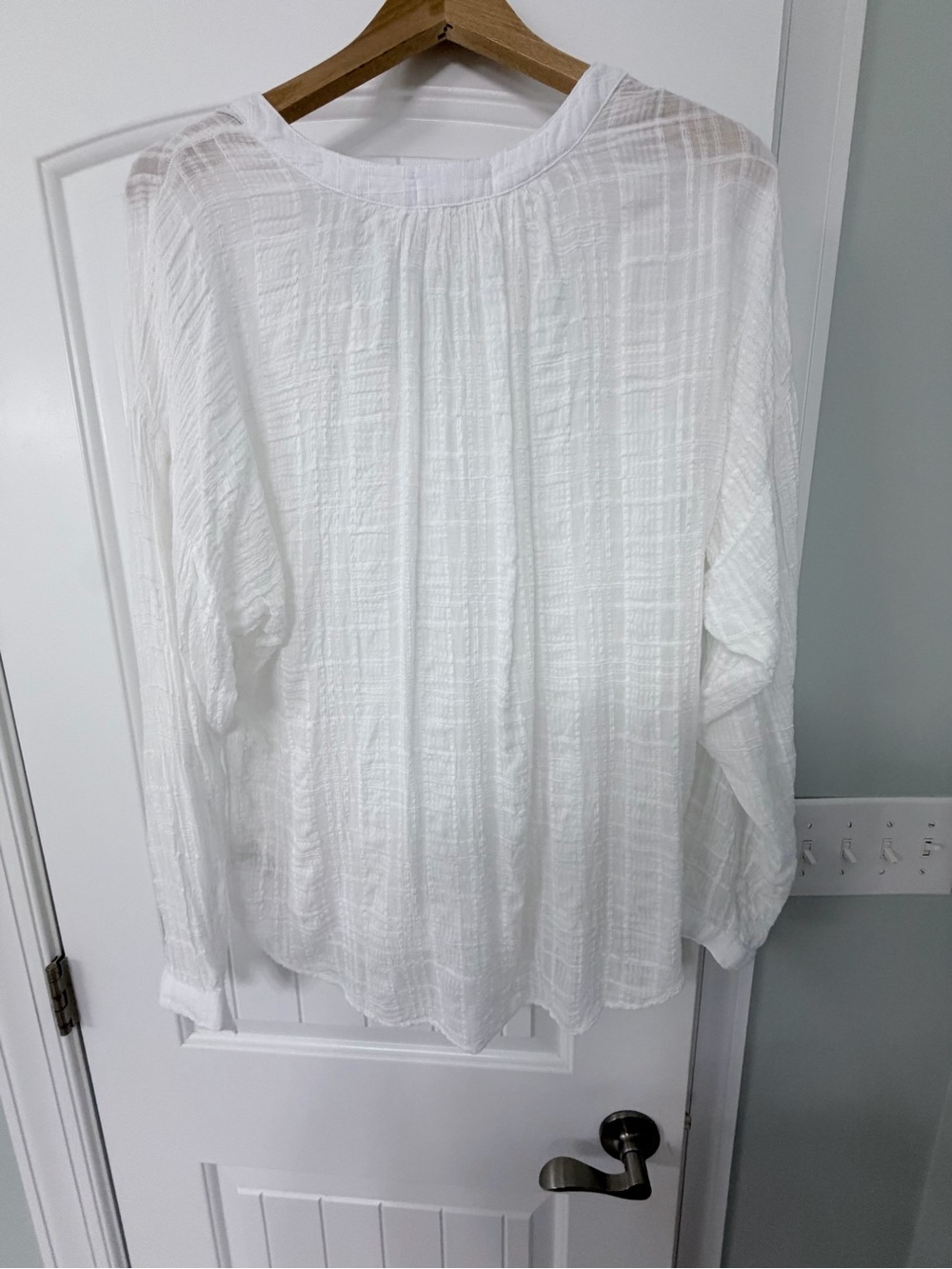 Cloth & Stone White Textured Popover Blouse Size L- Anthropologie - Picture 4 of 7